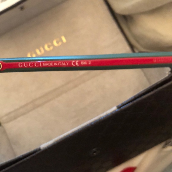 Gucci sunglasses - Picture 7 of 8